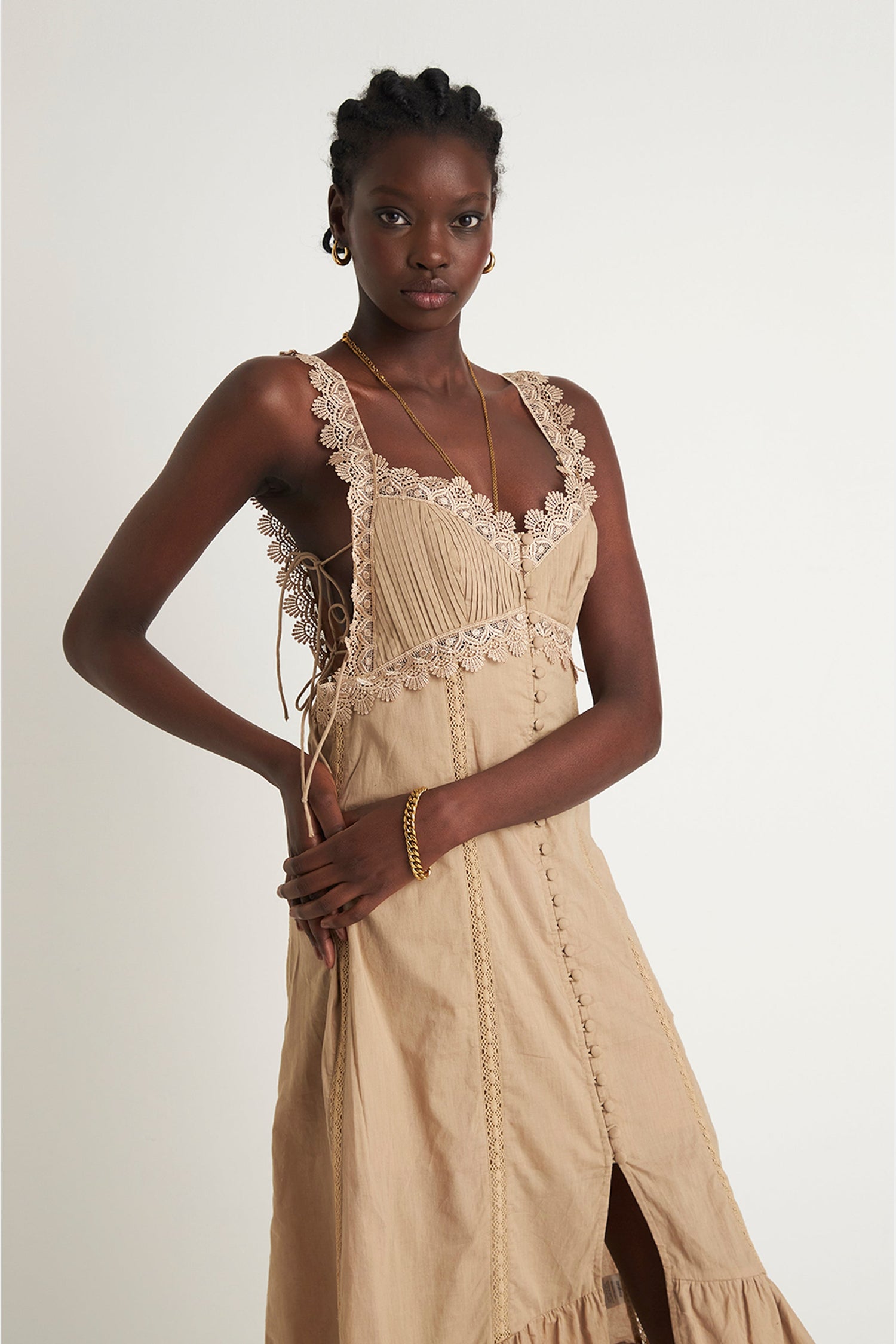 PRAIRIE LACE TIE DRESS (TAUPE)