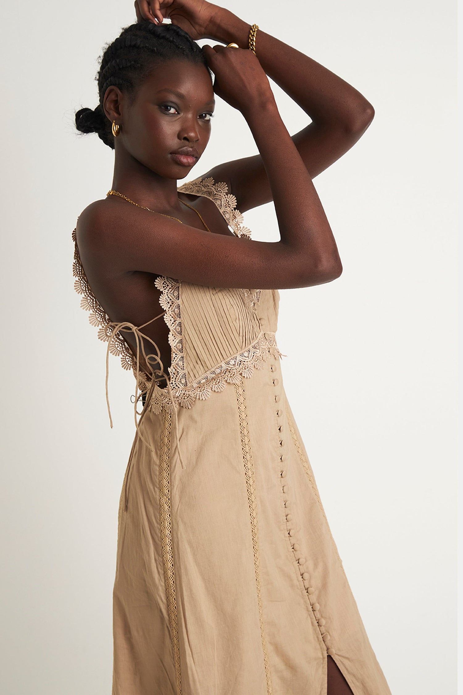PRAIRIE LACE TIE DRESS (TAUPE)