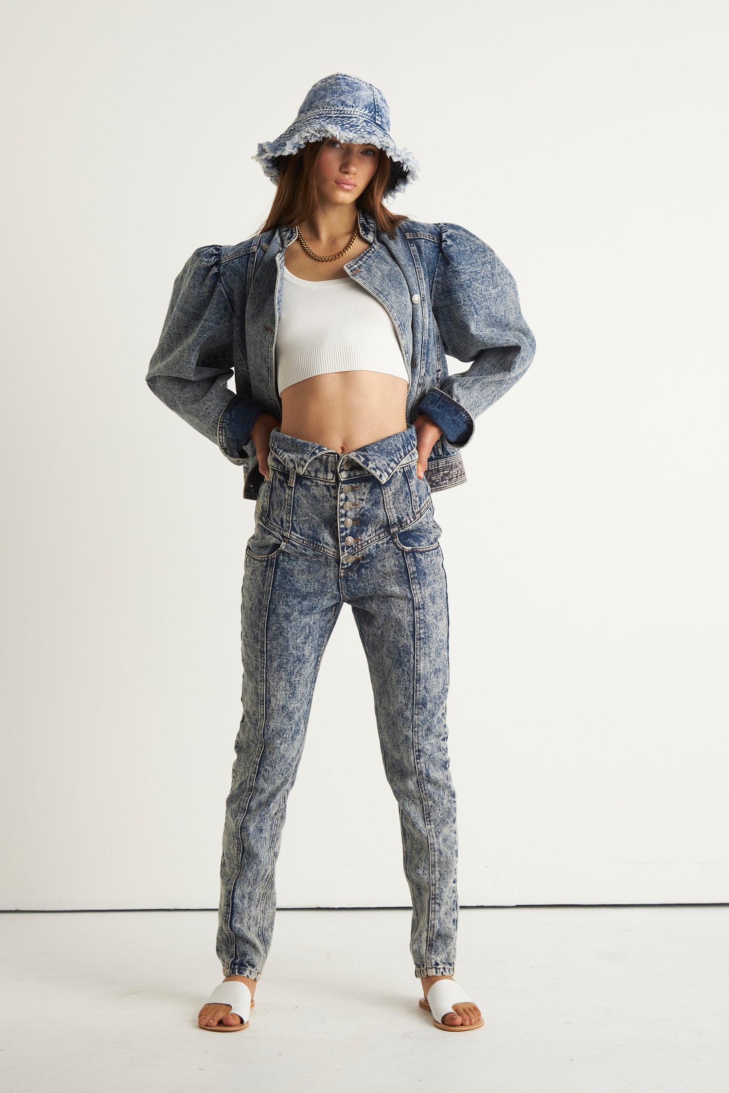 ALORA DENIM JACKET (Blue)