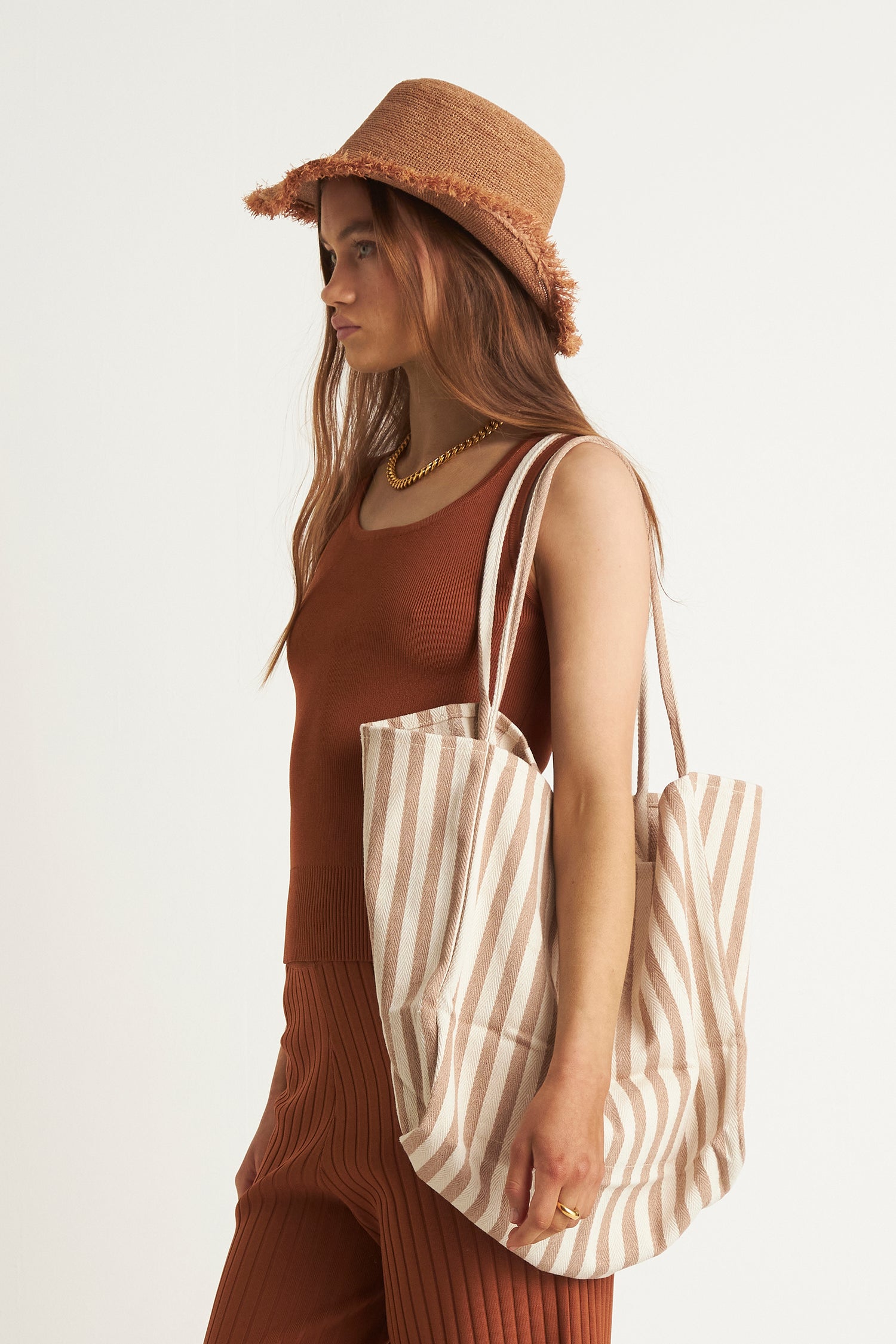 TERRA SCOOP CAMI