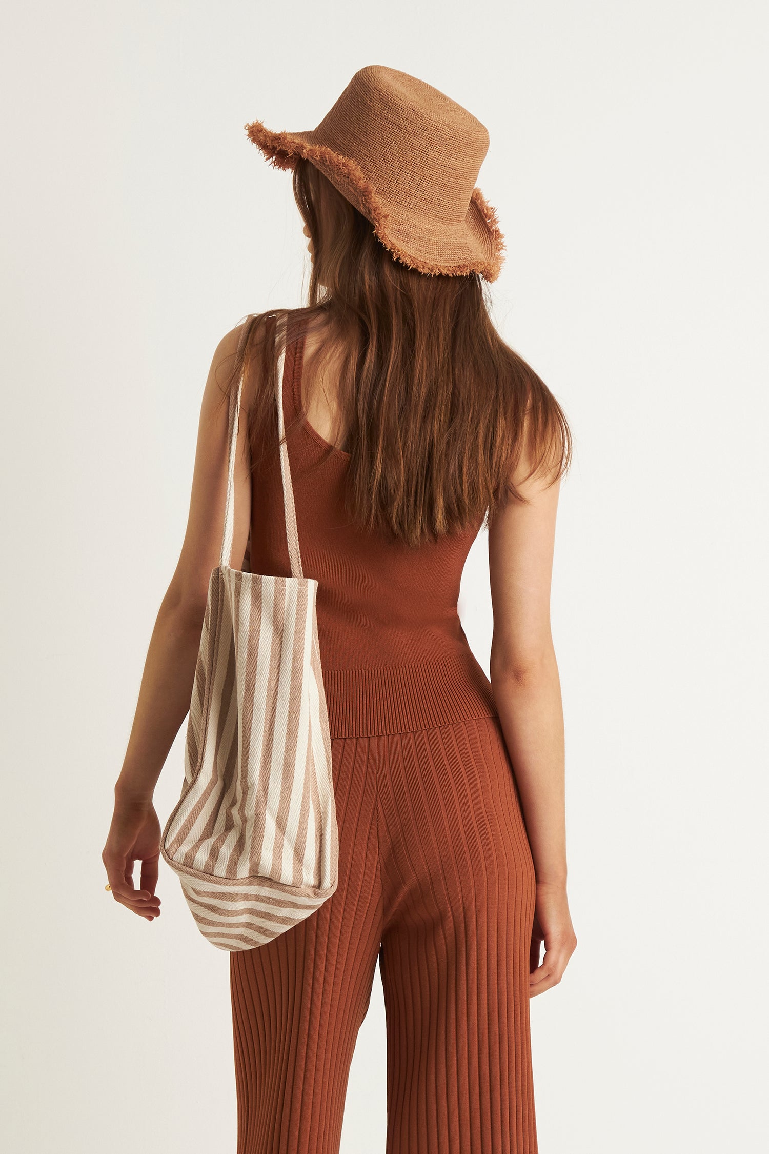 TERRA SCOOP CAMI