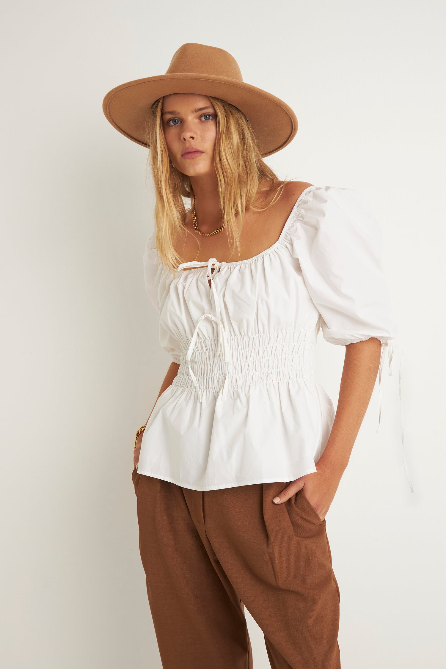 MATILDA PEASANT TOP (WHITE)