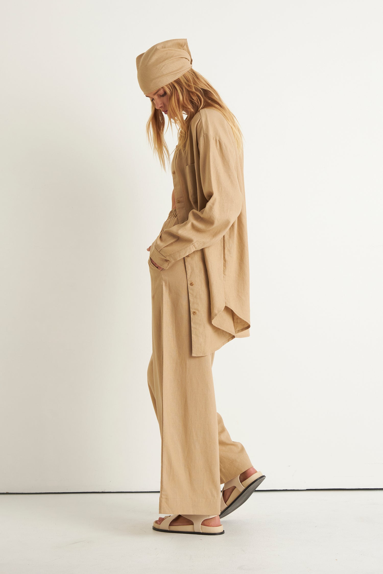 HAZEL WIDE LEG PANT (TAUPE)