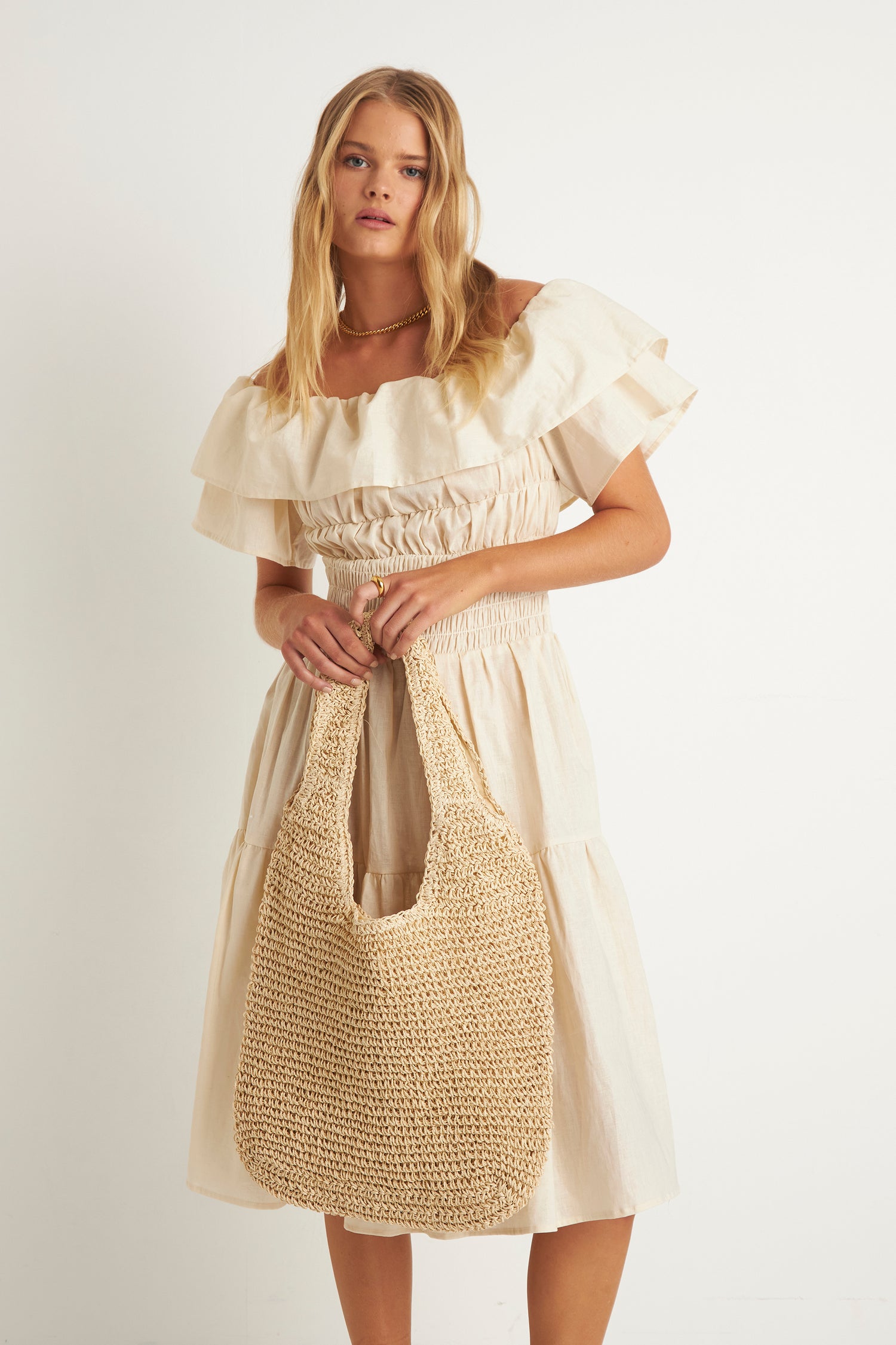 HELENA SHOULDER FRILL DRESS (CREME)