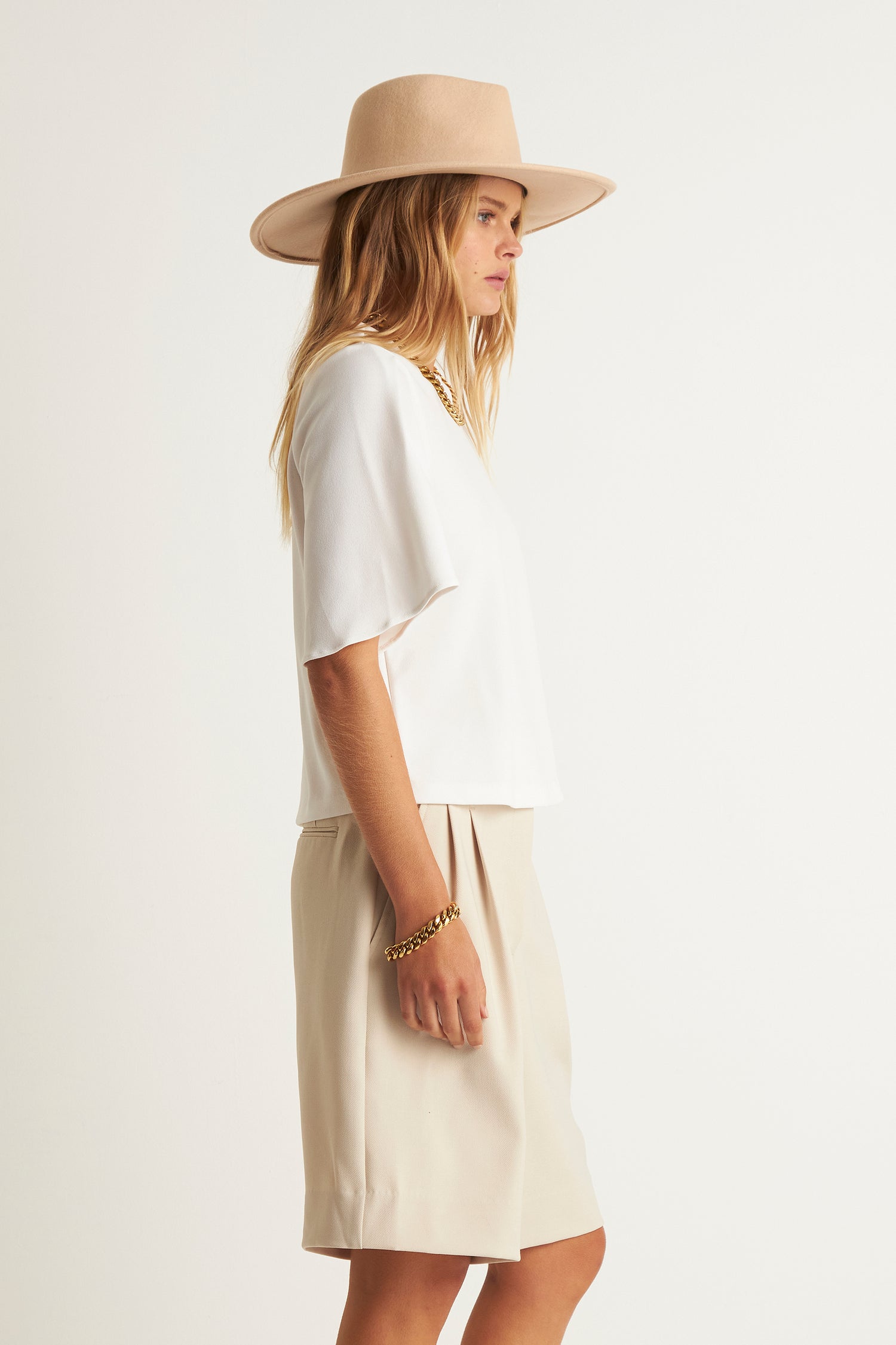 OCEAN CREPE TOP (CREME)