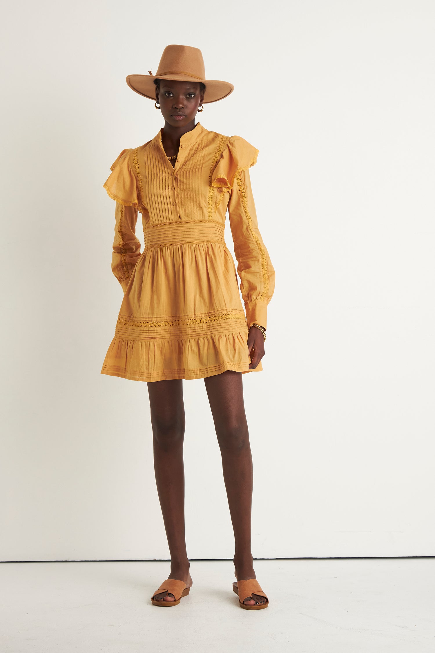 PRAIRIE LACE MINI DRESS (MUSTARD)