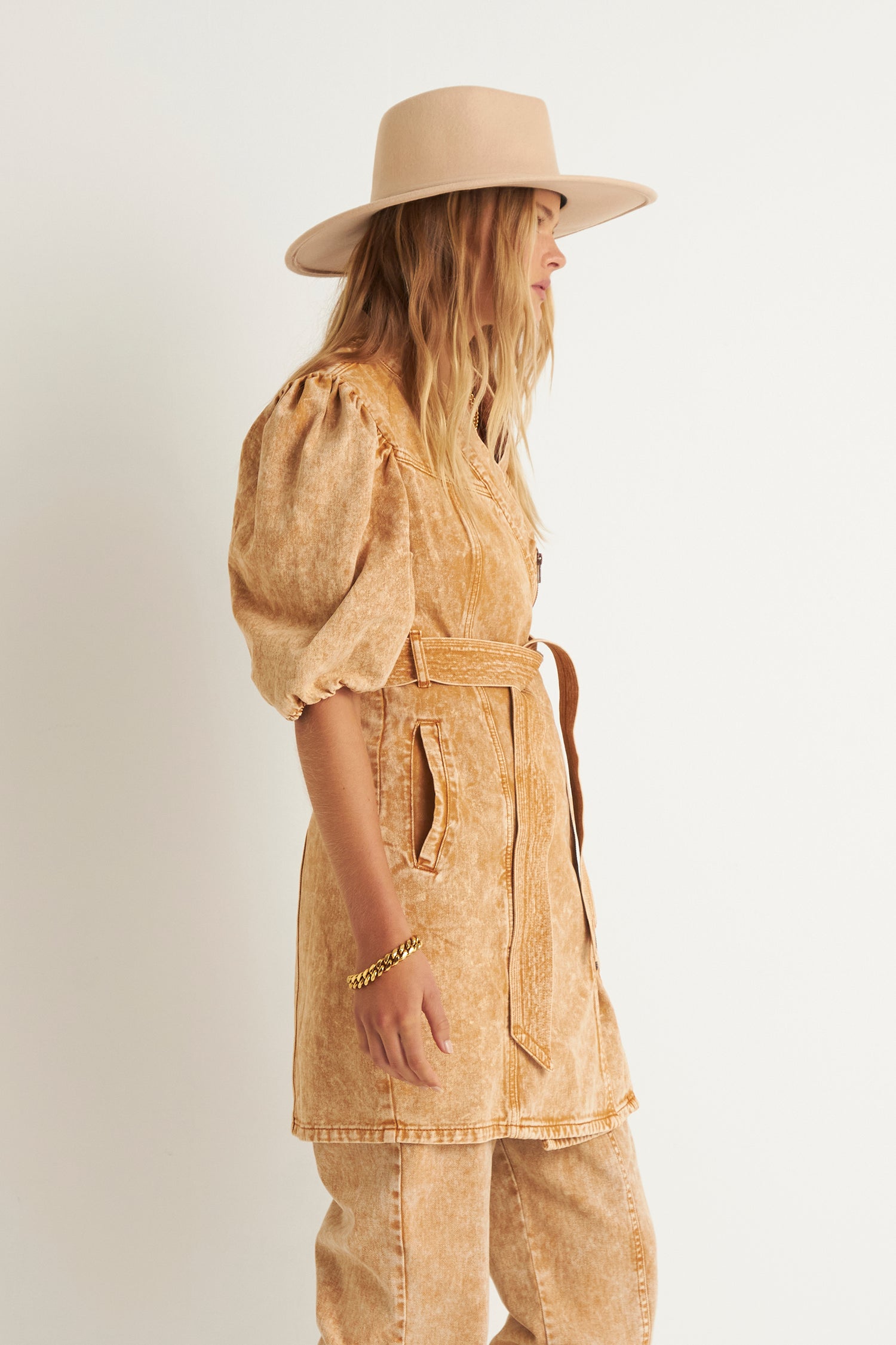 SAVANNAH DENIM  DRESS  (TAN)