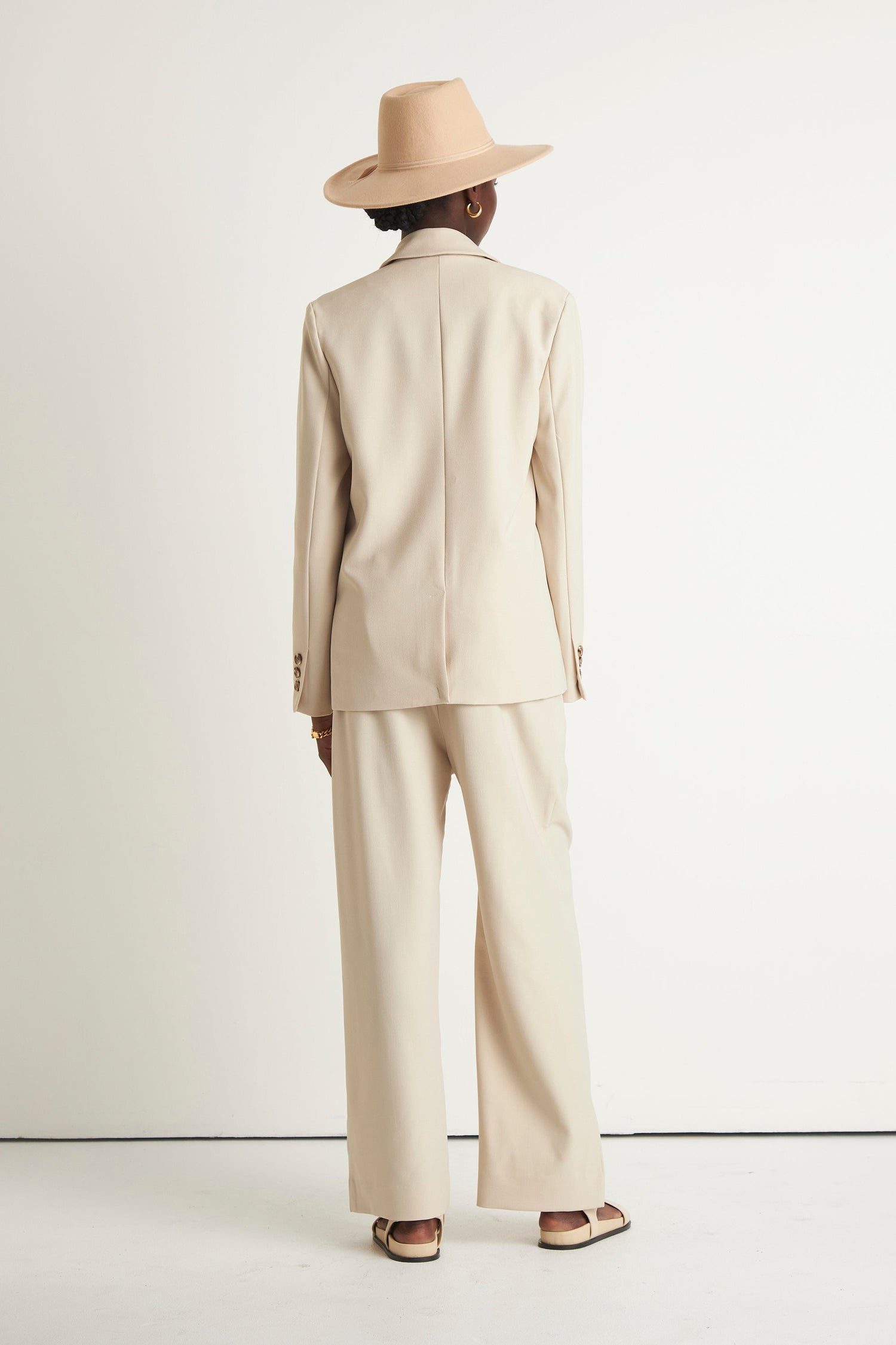 DUSK TAILORED JACKET (CREME)